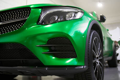 Car wrapping Green Mercedes GLC