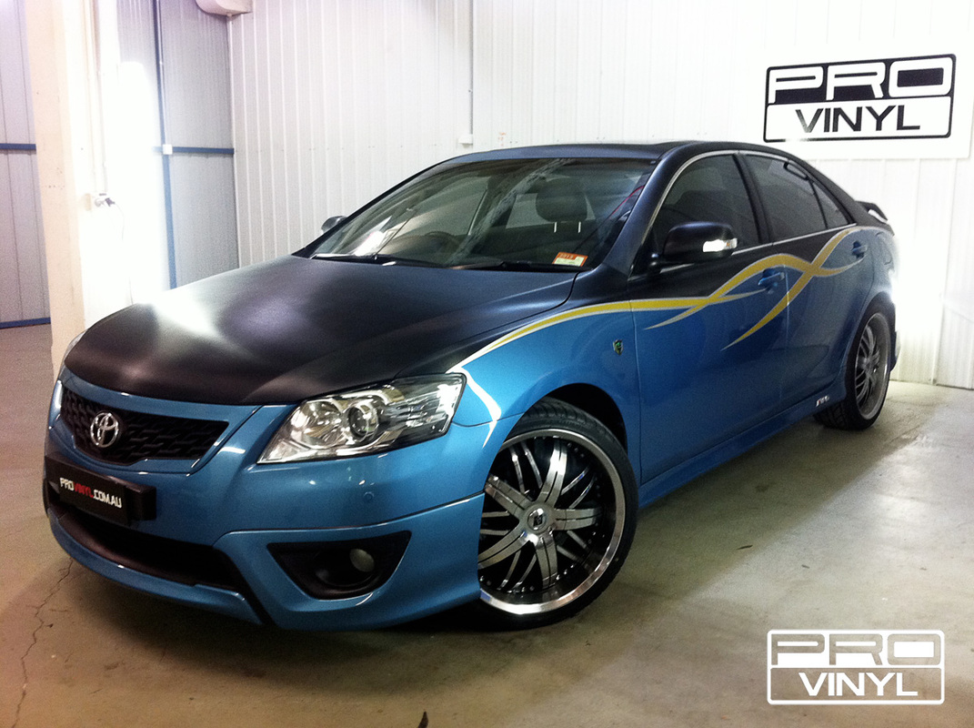 Toyota Aurion was covered in carbon fibre with silver / gold graphics | Sydney