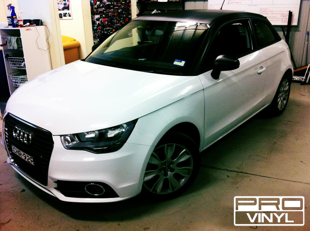 This Audi A1 got a two tone look, with the top half being wrapped in 3m carbon fibre